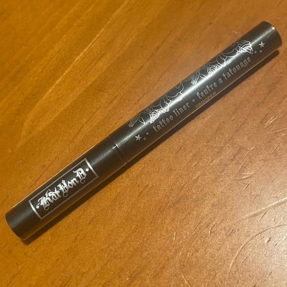 Kat Von D Tatoo Liner Waterproof Liquid Eye Liner - Picture 3 of 14